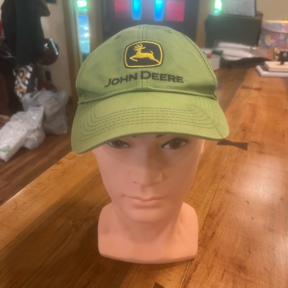 JOHN DEERE Cap In Oil Cloth Look, Brown, Retro, Brown